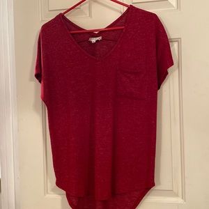 V-neck top w/ pocket